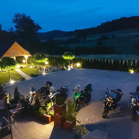 Dwor Bysina Villa Myslenice Ngoại thất bức ảnh