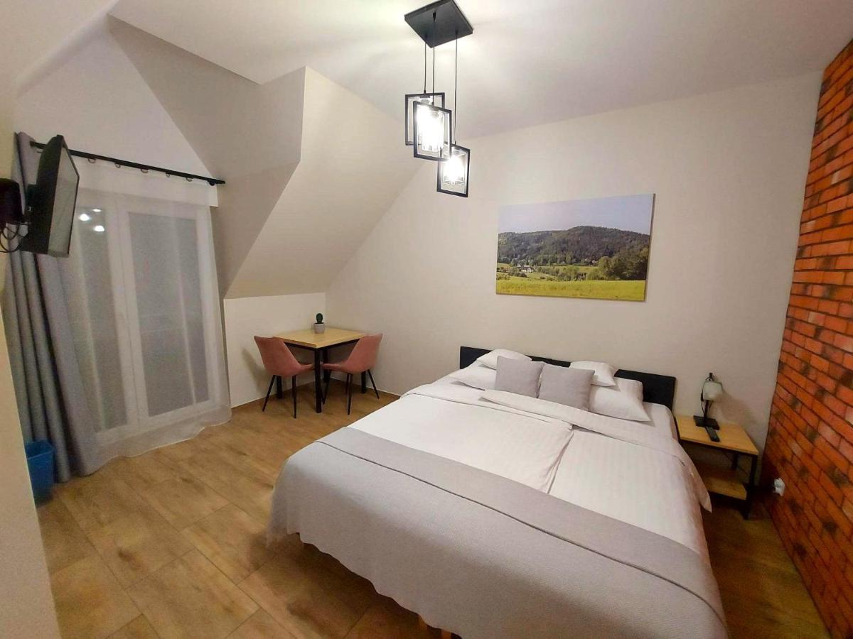 Dwor Bysina Villa Myslenice Ngoại thất bức ảnh
