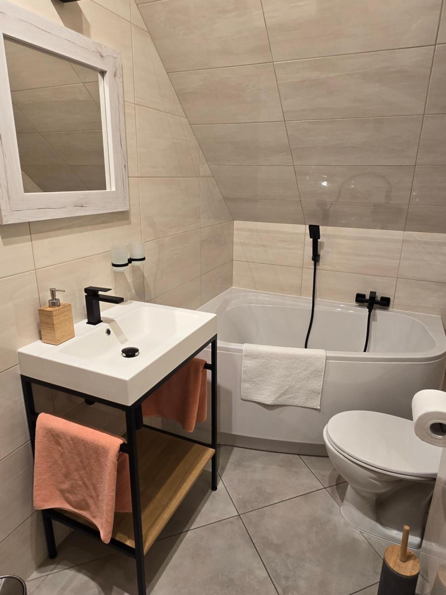 Dwor Bysina Villa Myslenice Ngoại thất bức ảnh