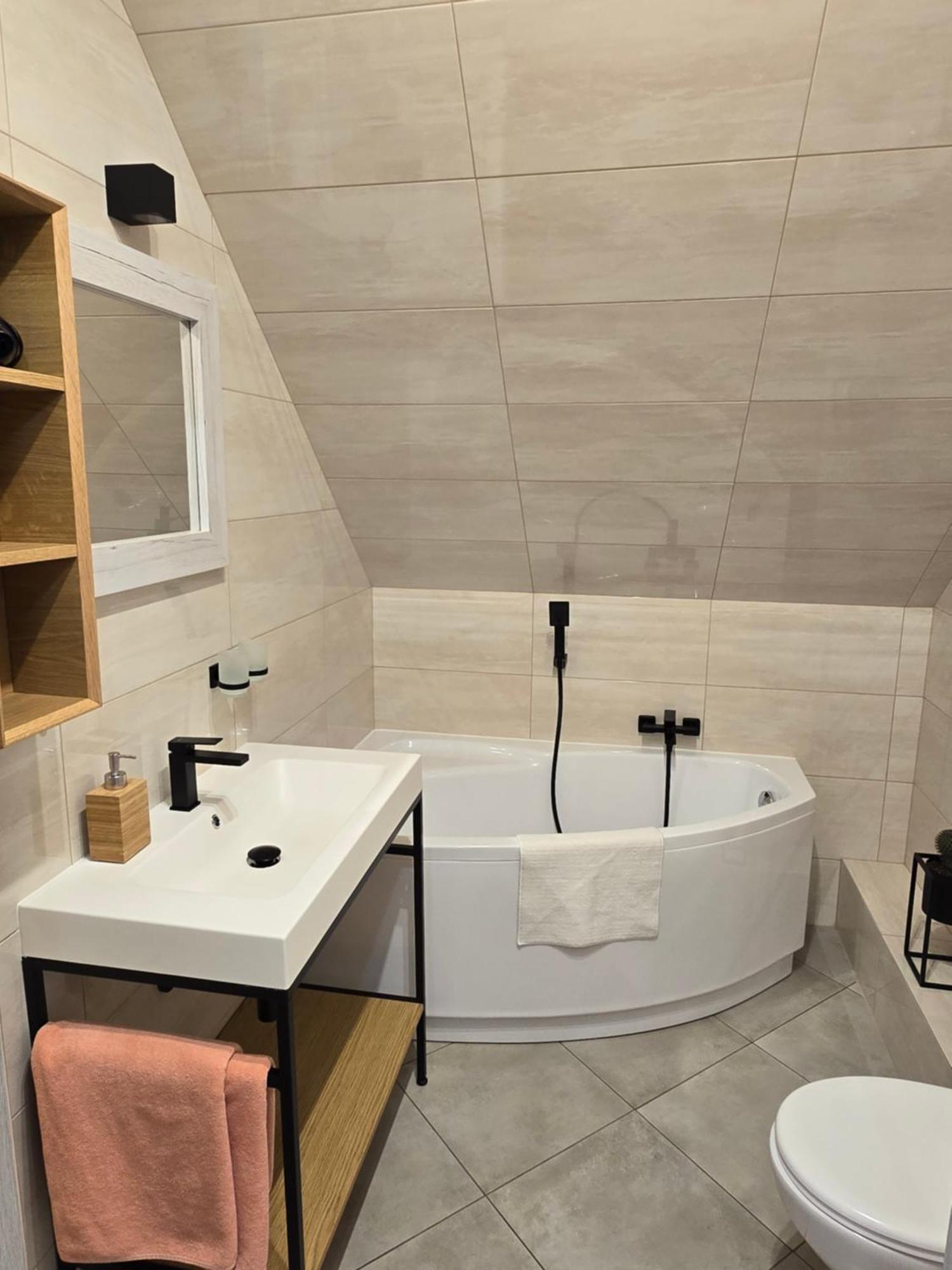 Dwor Bysina Villa Myslenice Ngoại thất bức ảnh